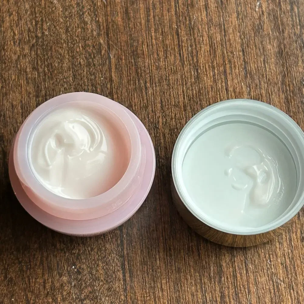 4 Estée Lauder samples Resilience Multi-Effect &  lift revitalizing supreme